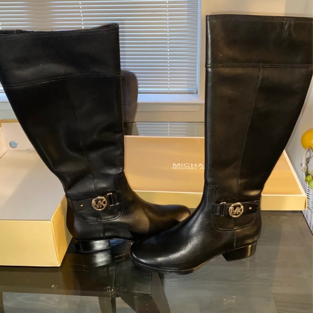 Every occasion boots  NEVER WORN!!!!!!